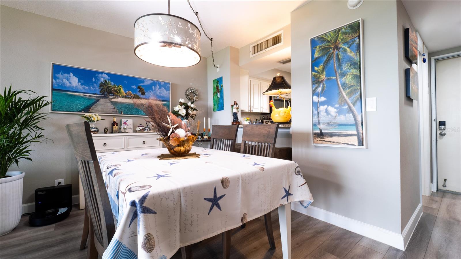 Image 23 of 61 For 2616 Cove Cay Drive 505