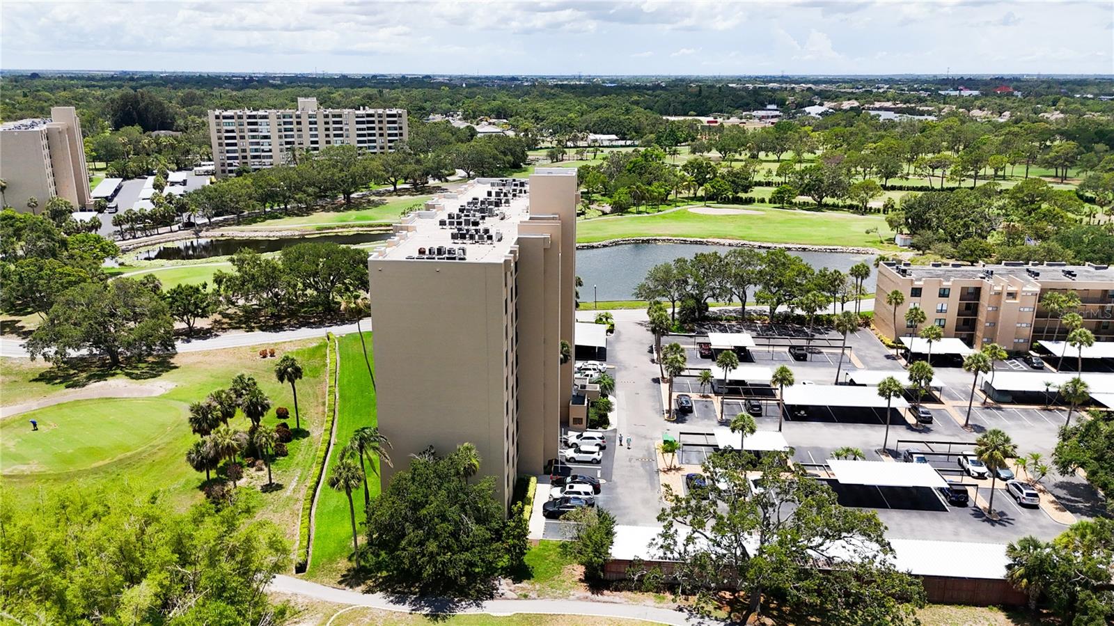 Image 4 of 61 For 2616 Cove Cay Drive 505