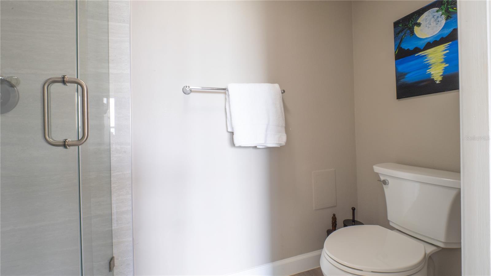 Image 40 of 61 For 2616 Cove Cay Drive 505