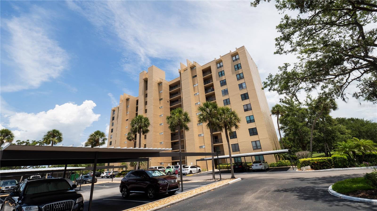 Image 56 of 61 For 2616 Cove Cay Drive 505