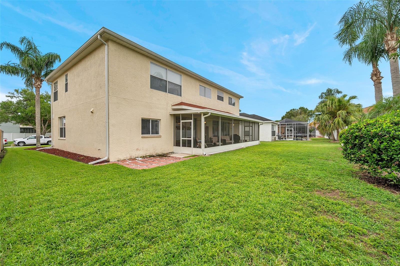 Listing photo id 10 for 27133 Sea Breeze Way