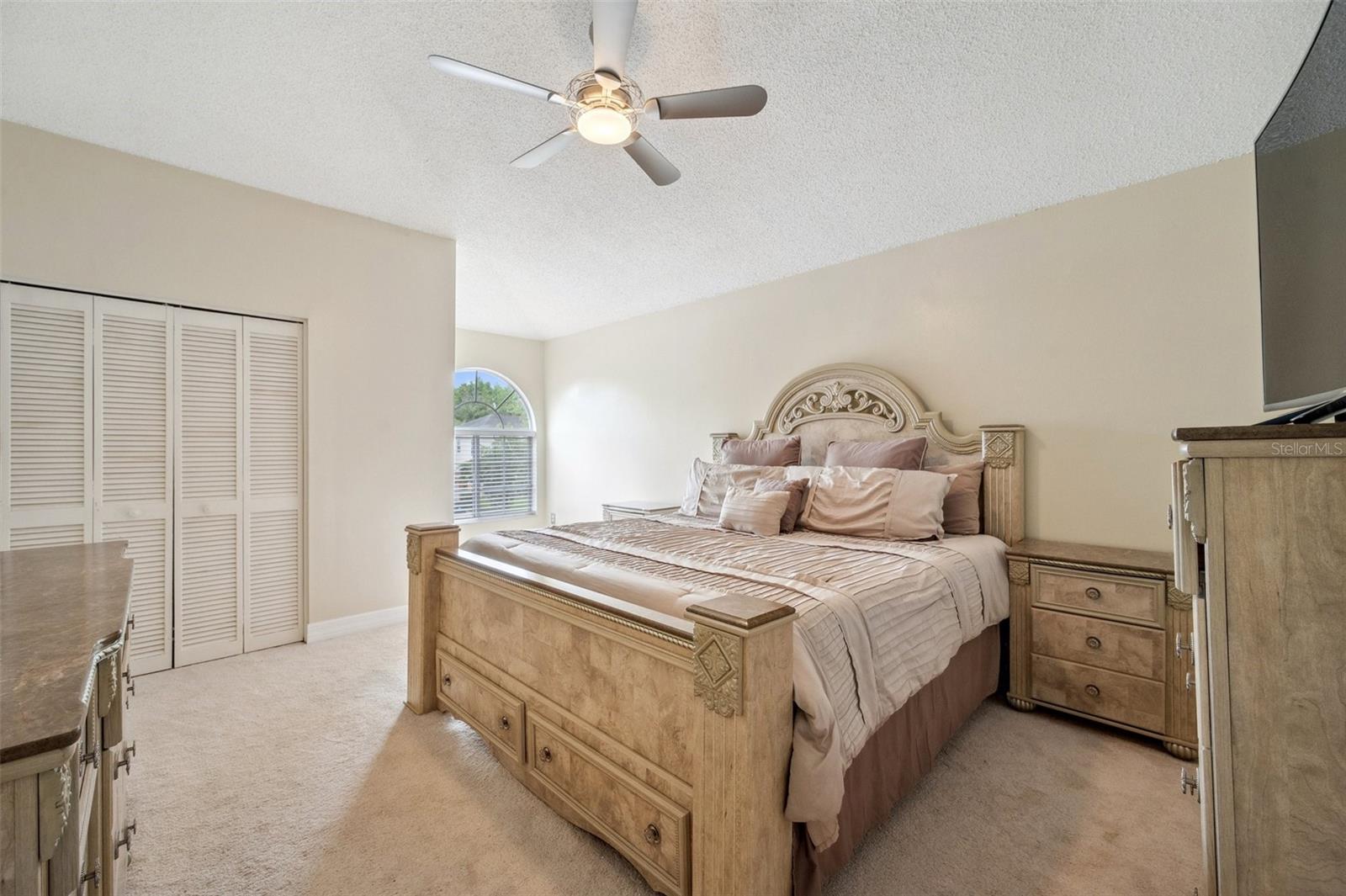 Listing photo id 17 for 27133 Sea Breeze Way