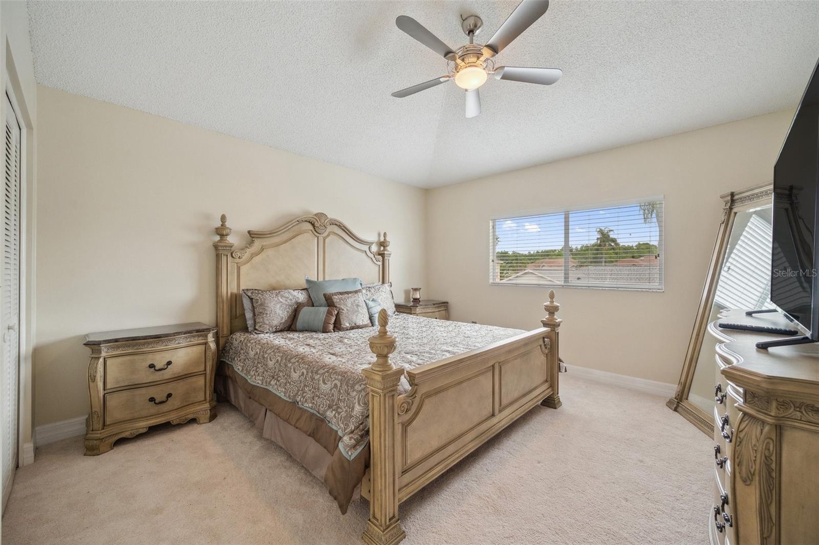 Listing photo id 24 for 27133 Sea Breeze Way