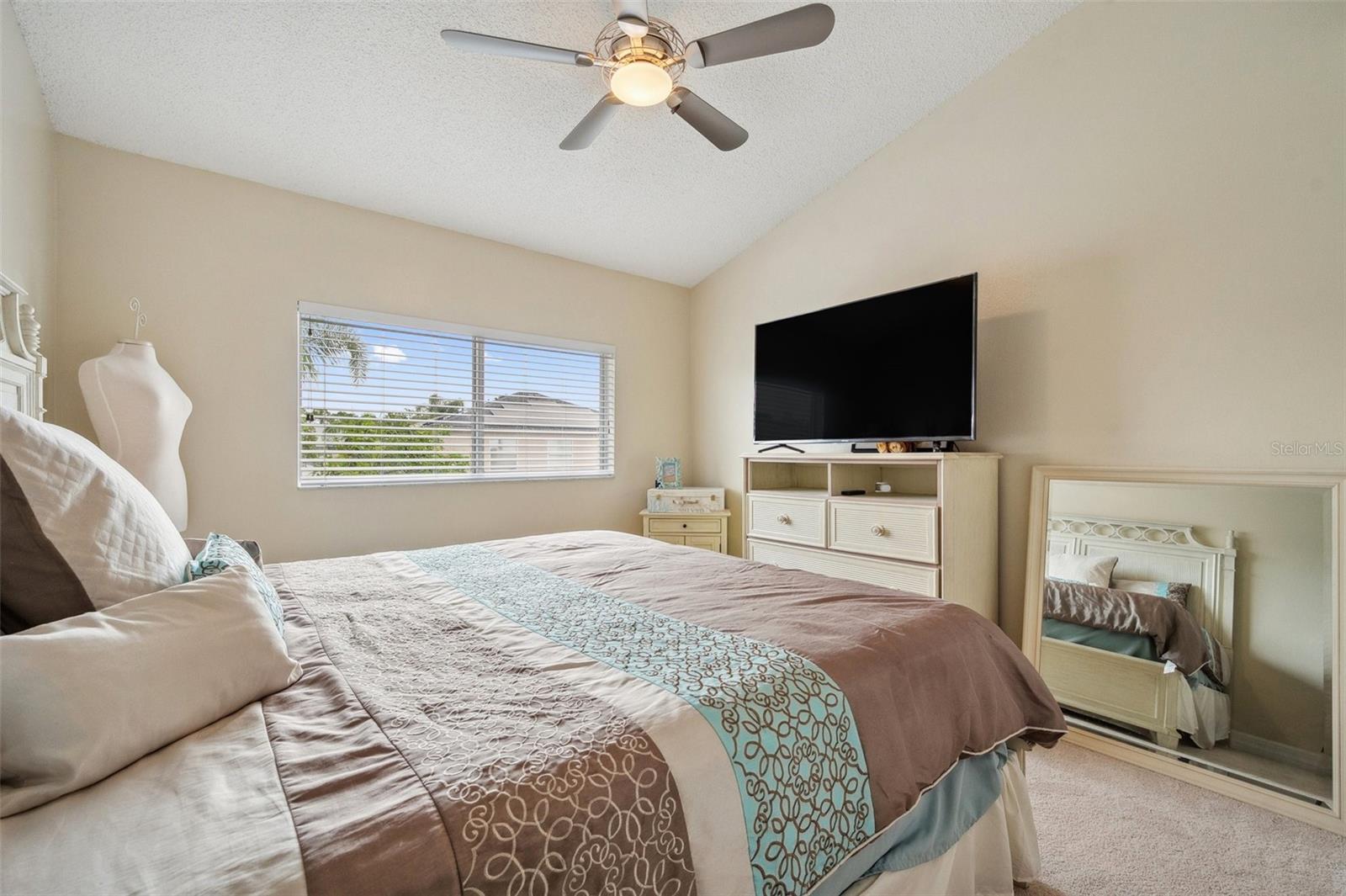 Listing photo id 28 for 27133 Sea Breeze Way