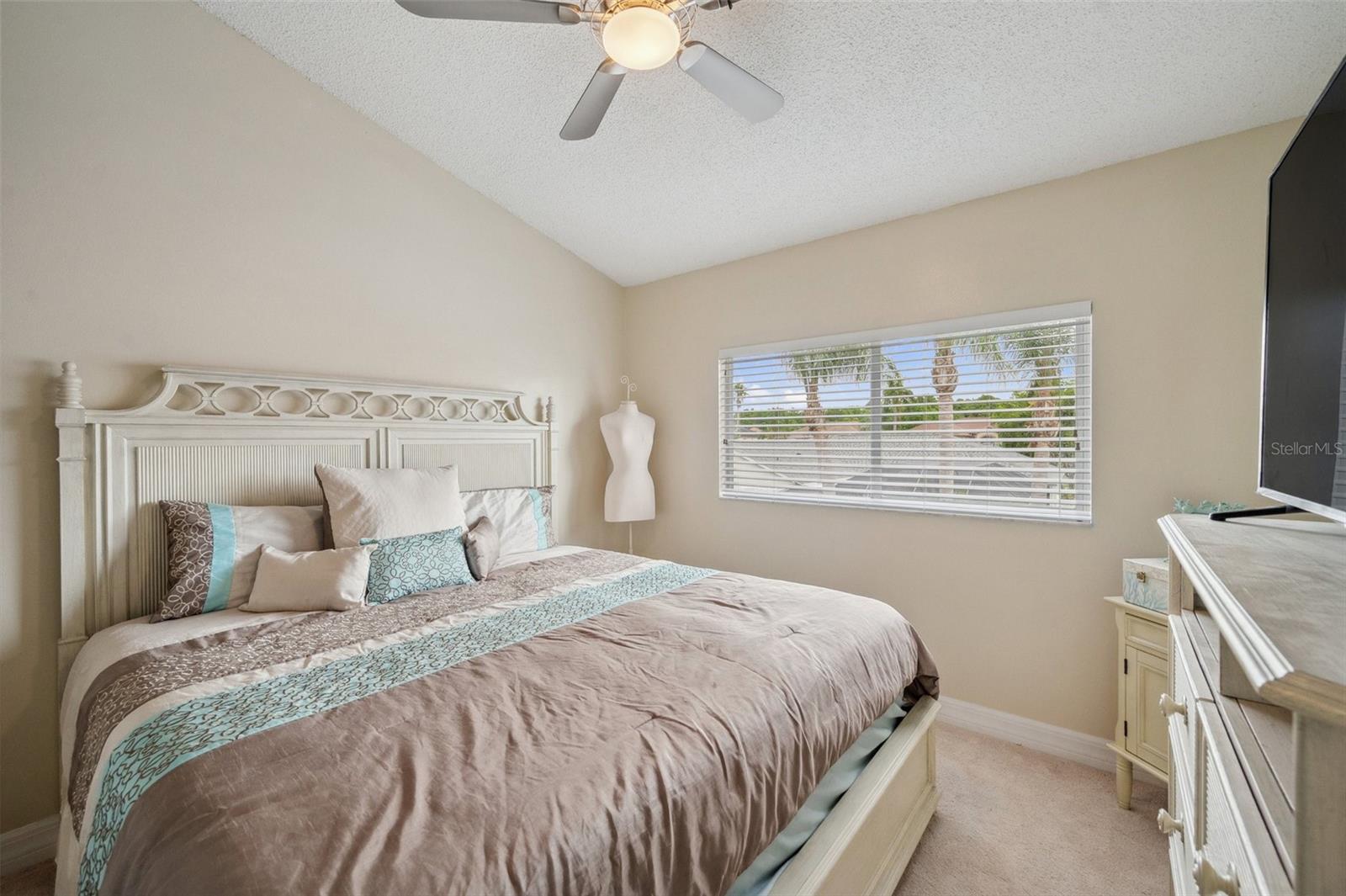 Listing photo id 29 for 27133 Sea Breeze Way