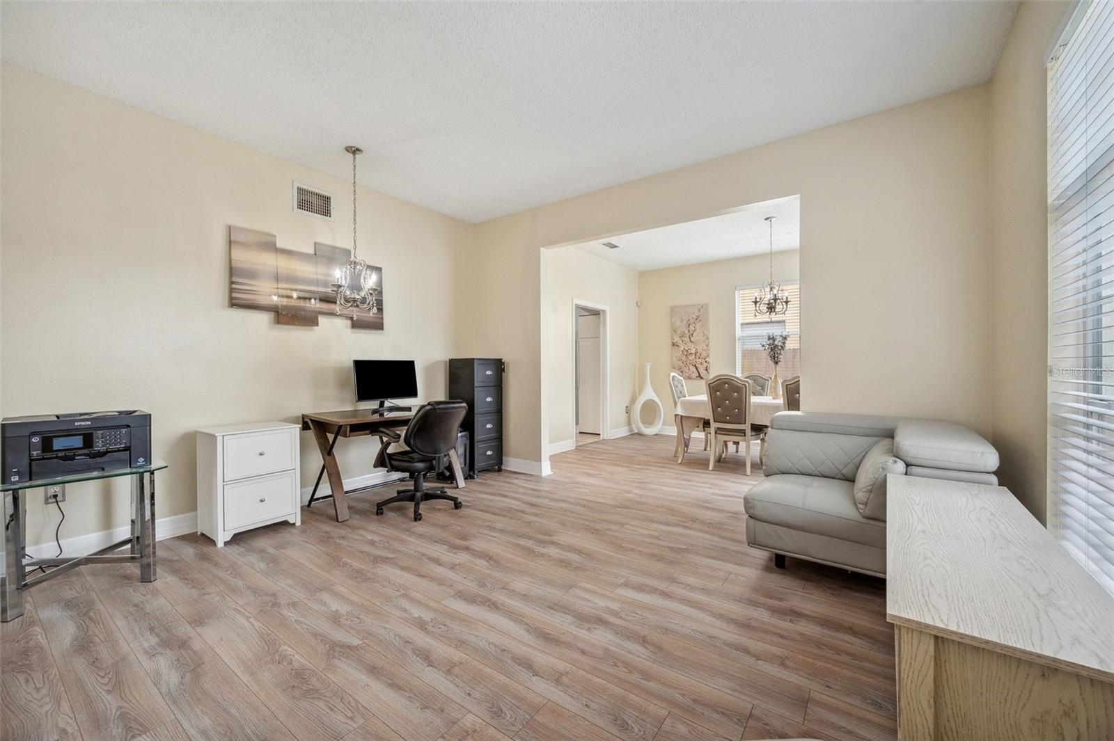 Listing photo id 48 for 27133 Sea Breeze Way