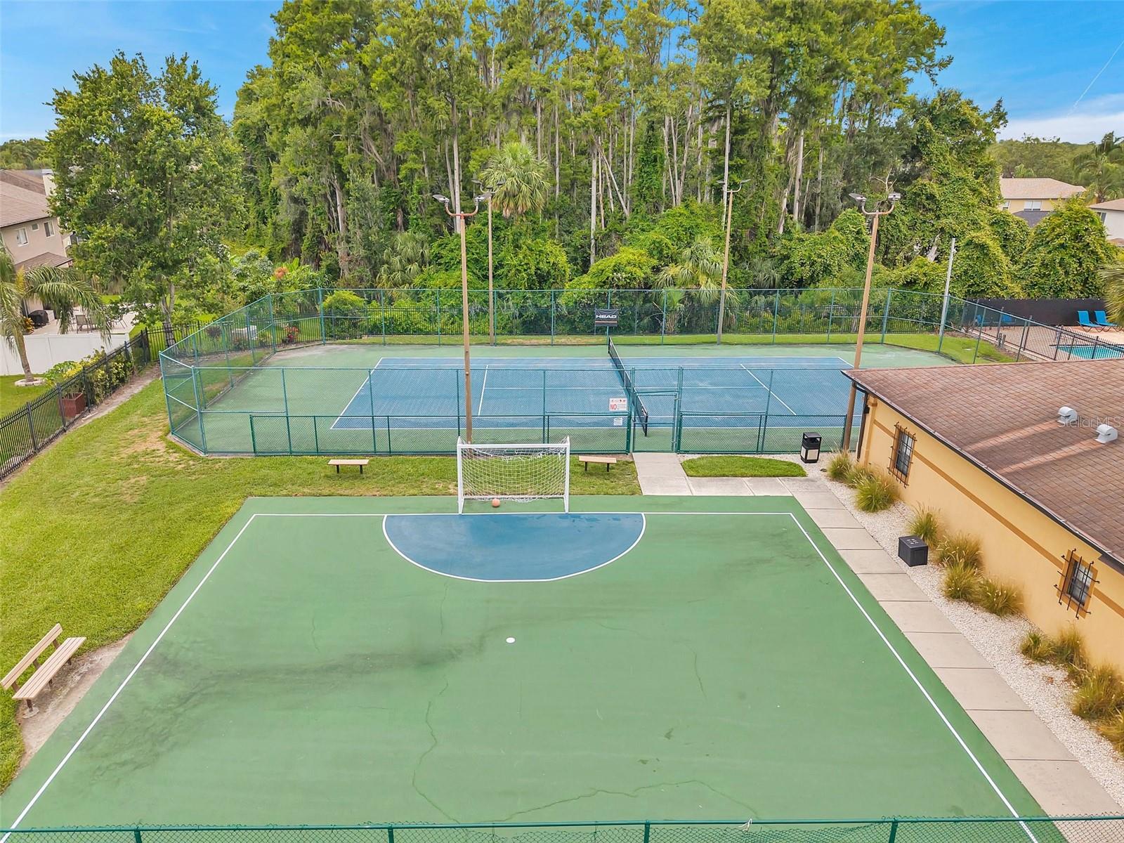 Listing photo id 64 for 27133 Sea Breeze Way