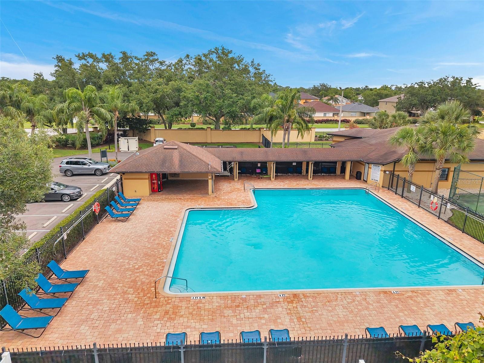 Listing photo id 67 for 27133 Sea Breeze Way