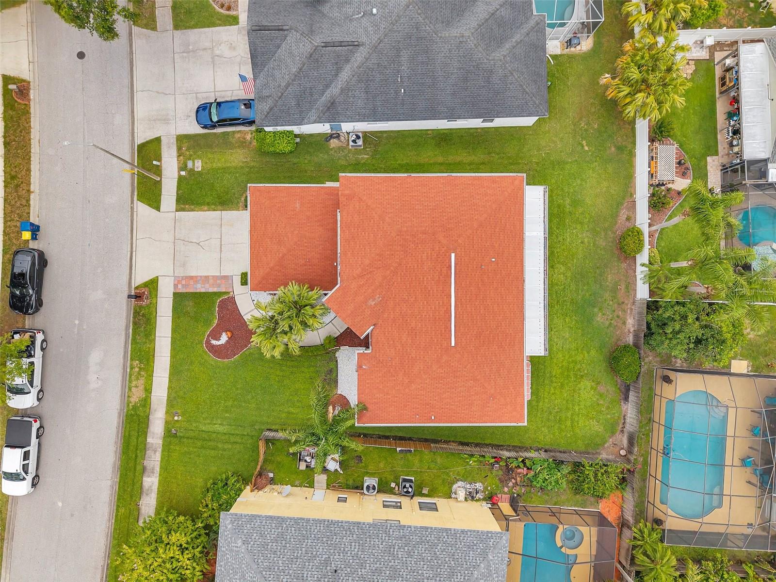Listing photo id 80 for 27133 Sea Breeze Way