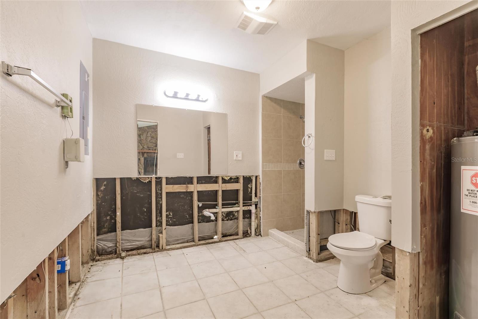 Image 24 of 27 For 647 74th Avenue N