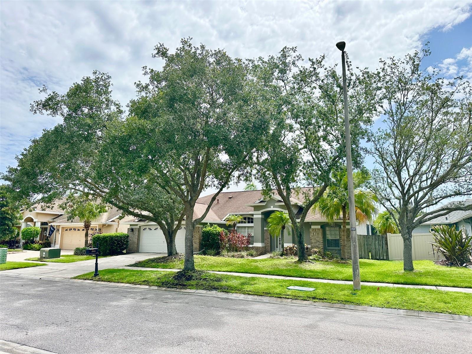 Image 17 of 21 For 12415 Seabrook Drive