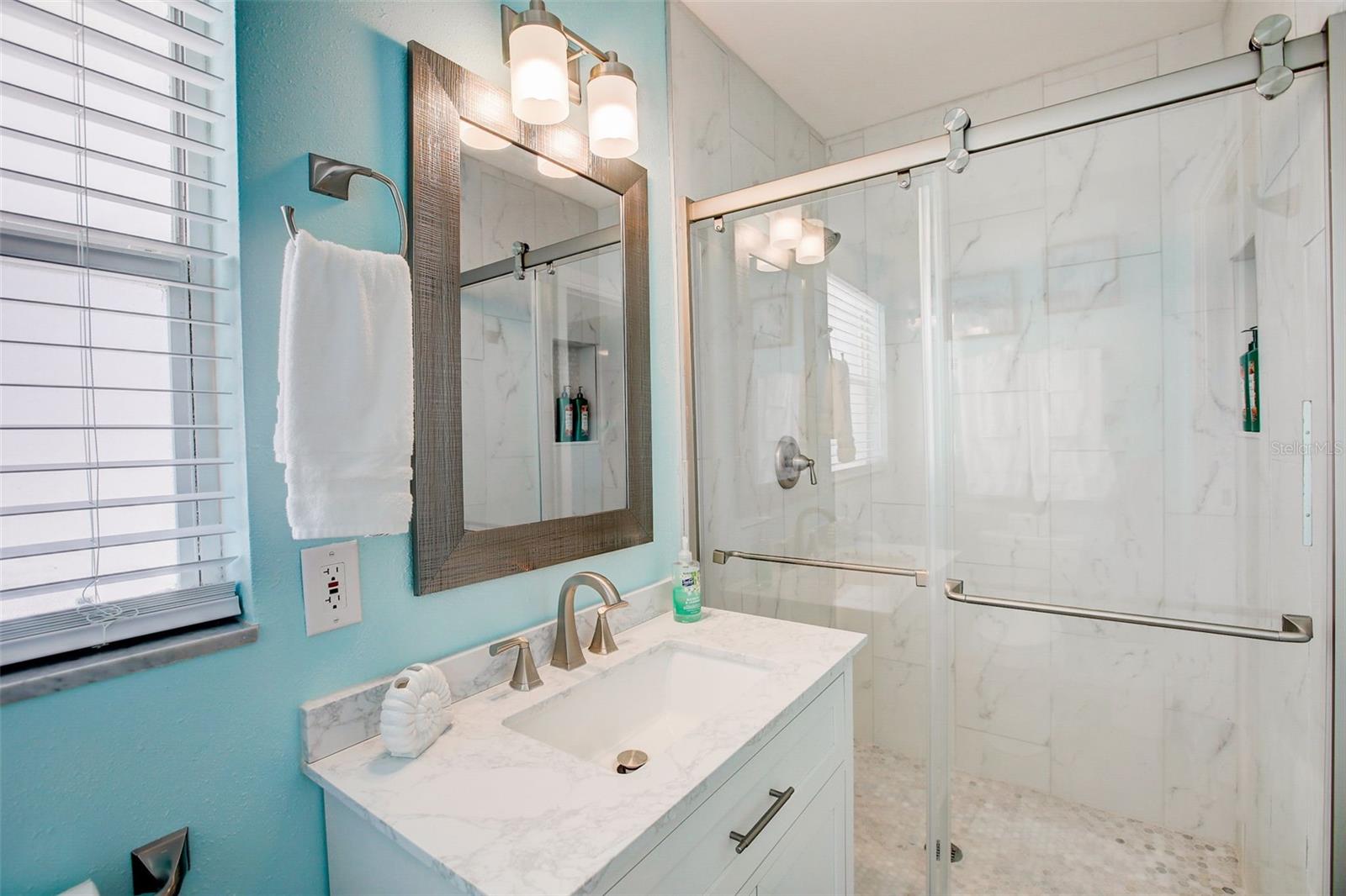 Listing photo id 15 for 500 20th Avenue