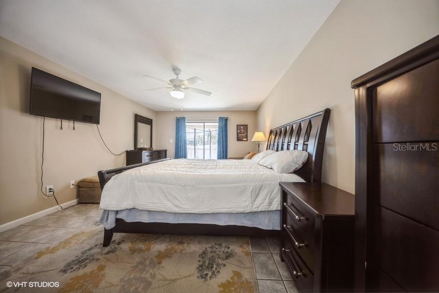 Image 16 of 42 For 6503 Santiago Court