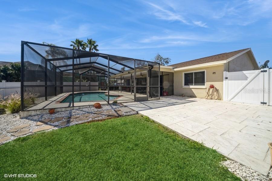 Image 33 of 42 For 6503 Santiago Court