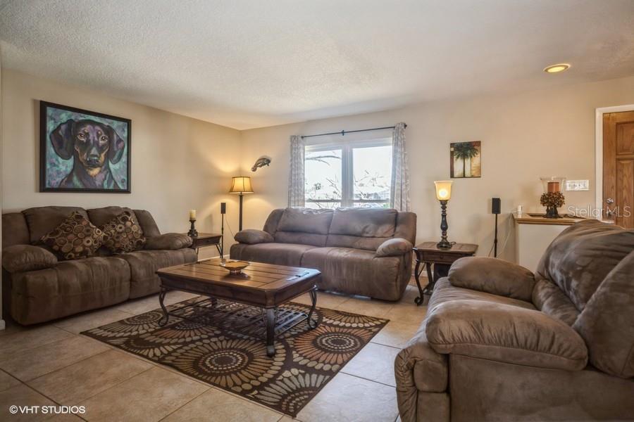 Image 6 of 42 For 6503 Santiago Court