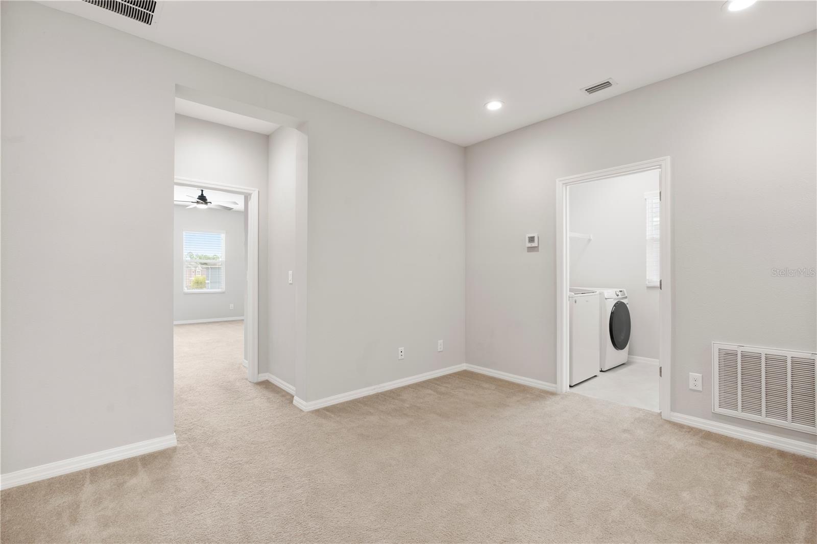 Image 16 of 33 For 6711 Rocky Park Street
