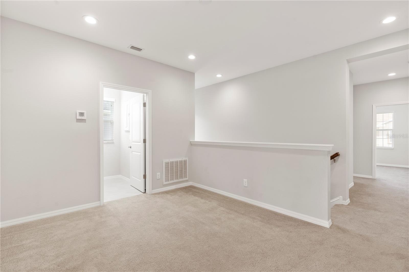 Image 17 of 33 For 6711 Rocky Park Street