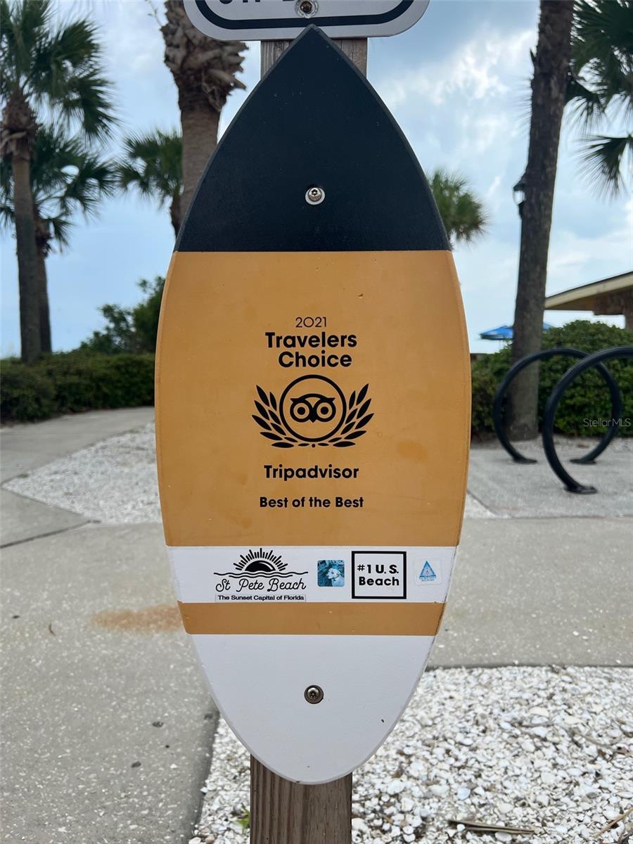 Image 4 of 10 For 8001 Gulf Boulevard