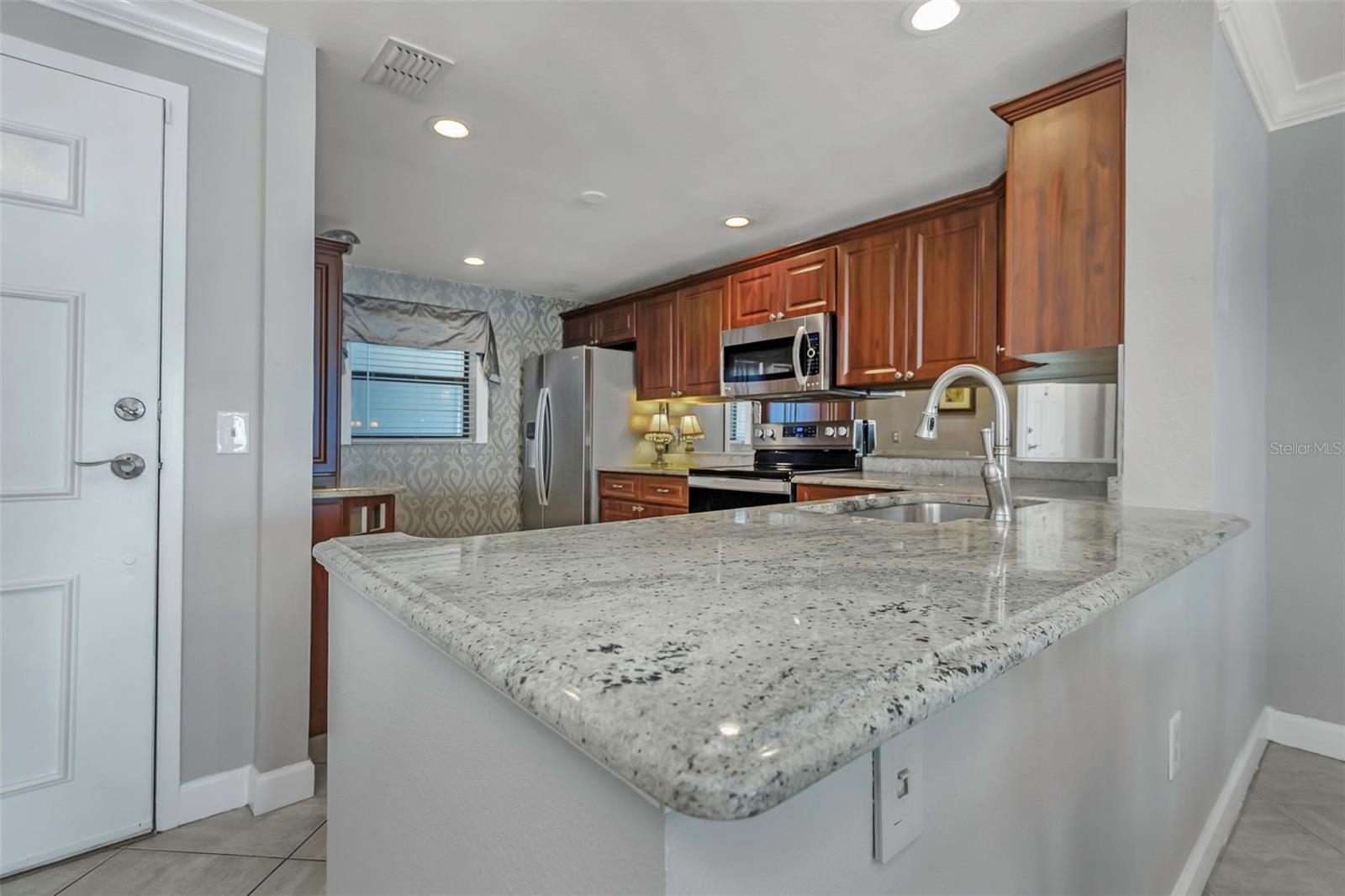 Image 11 of 65 For 7300 Sun Island Drive S 1505