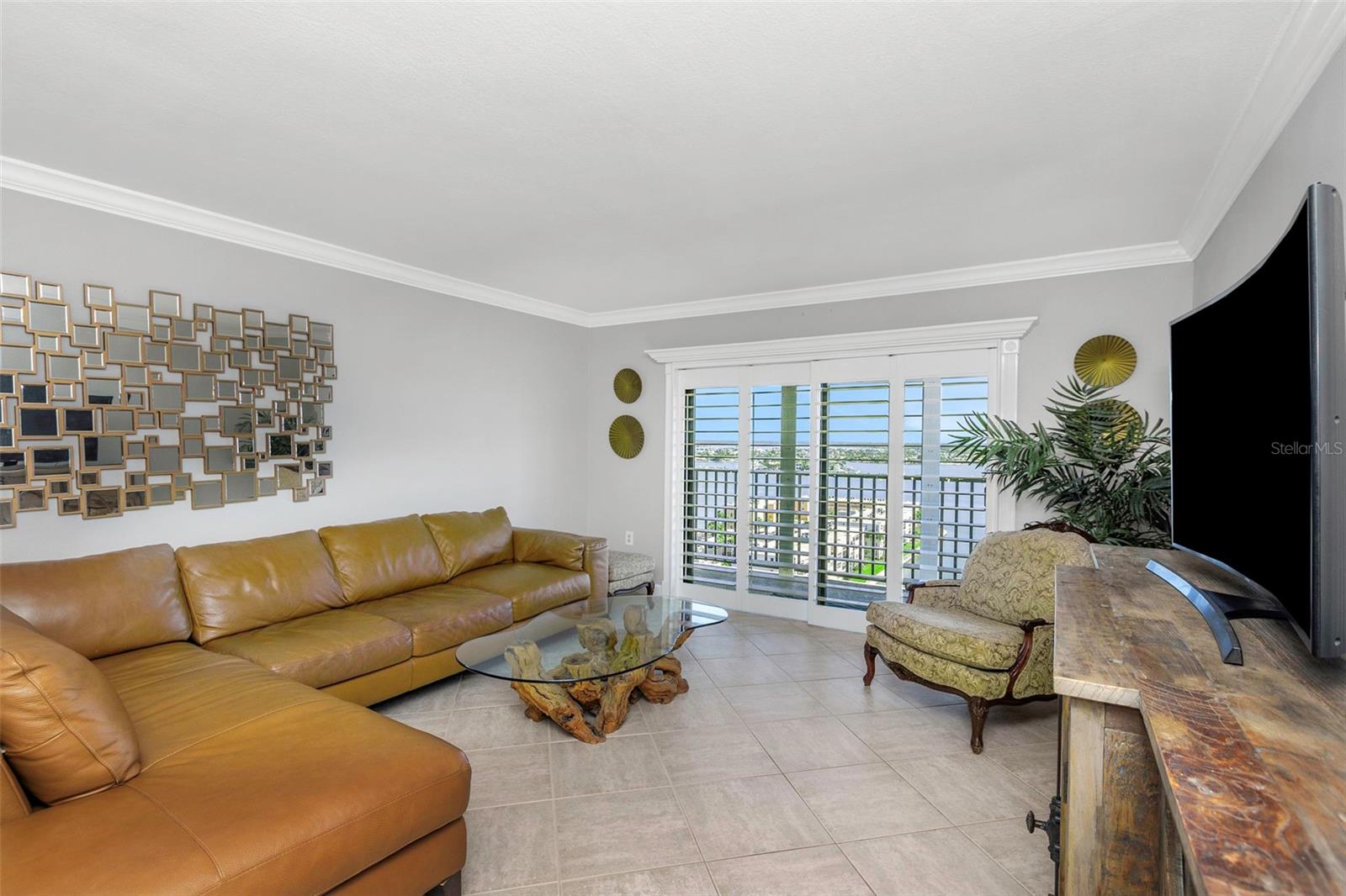 Image 24 of 65 For 7300 Sun Island Drive S 1505