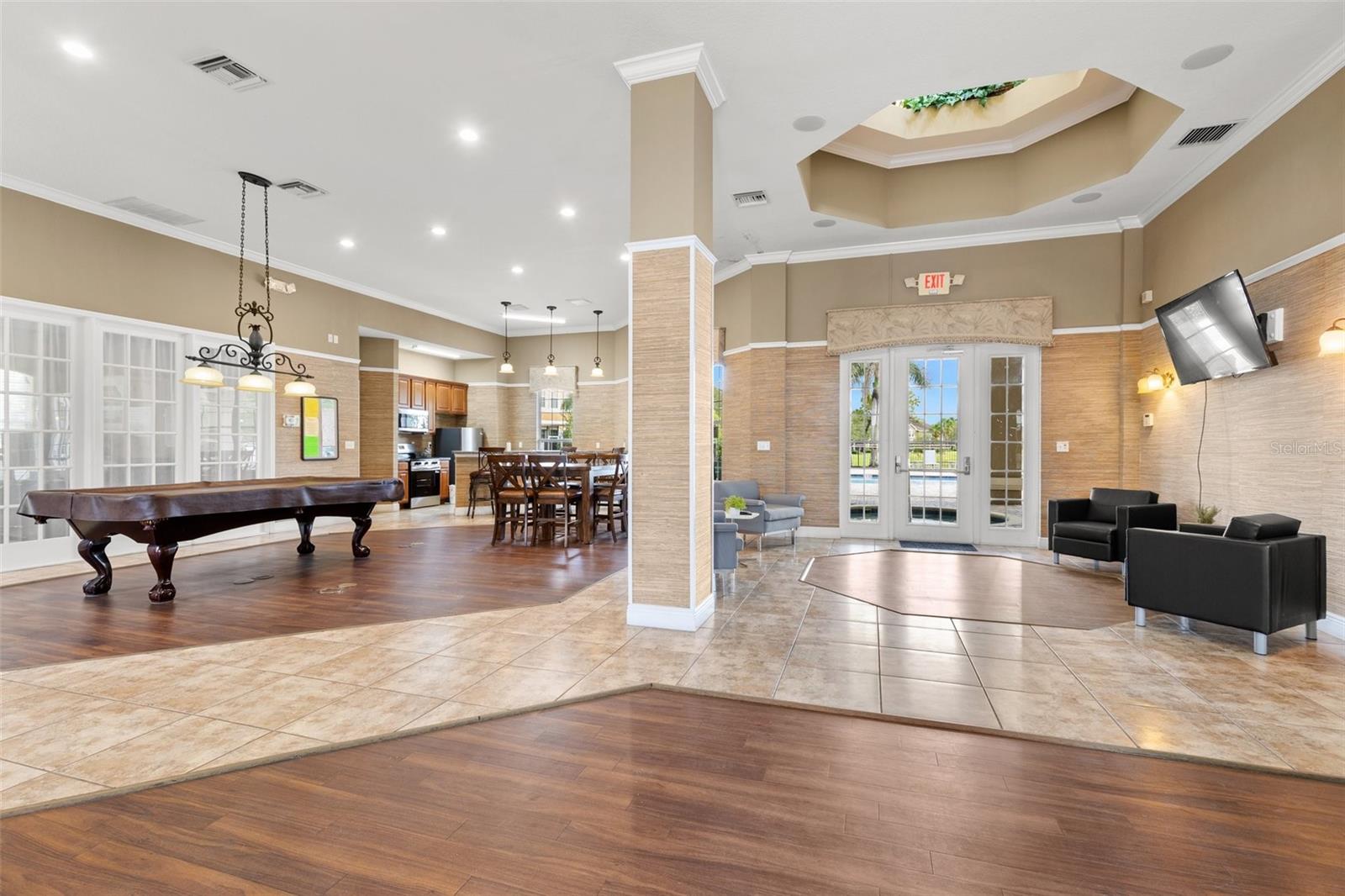 Image 24 of 34 For 7001 Interbay Boulevard 242