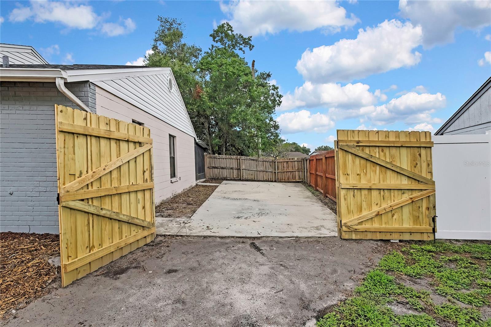 Image 4 of 51 For 1717 Osprey Lane
