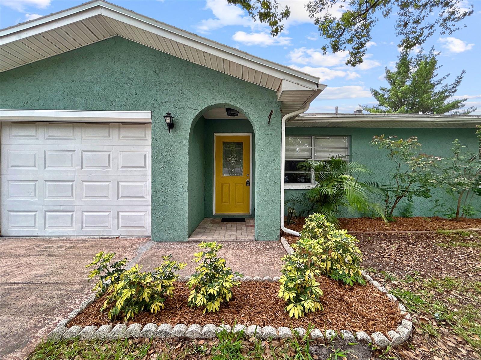 Image 2 of 41 For 1238 Honeytree Lane E