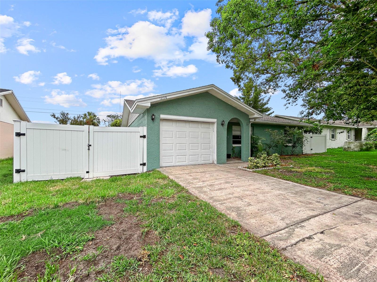 Image 41 of 41 For 1238 Honeytree Lane E