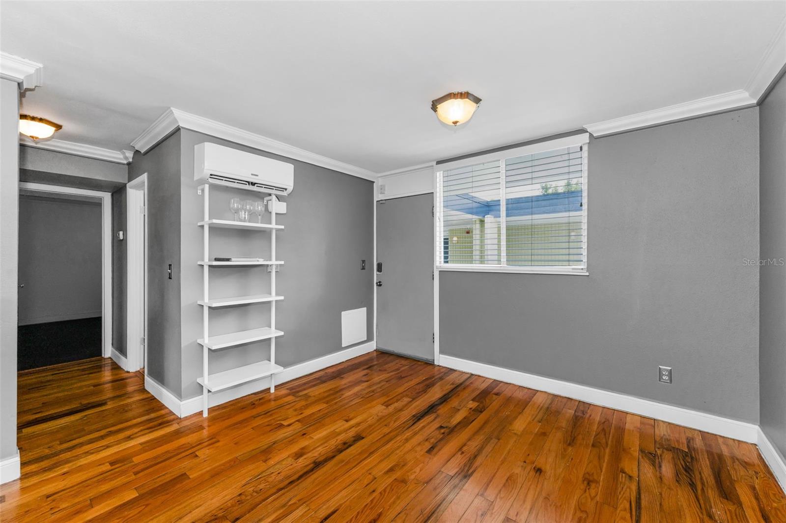 Image 13 of 41 For 1301 Howard Avenue A22