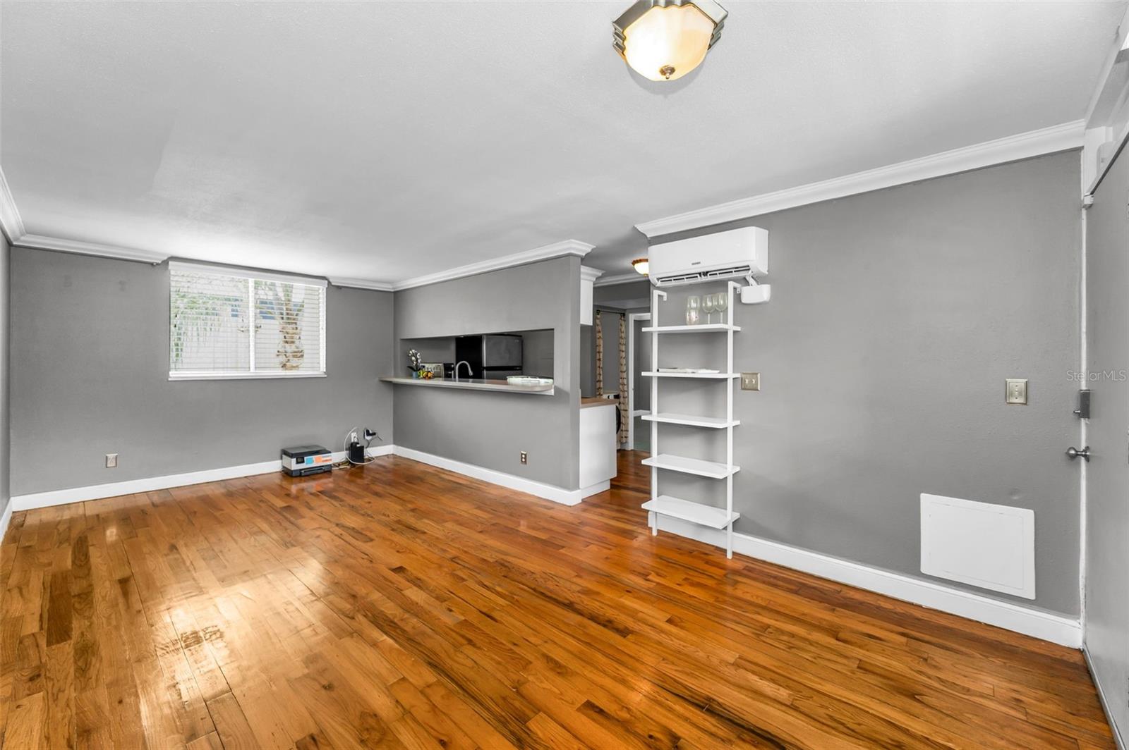 Image 9 of 41 For 1301 Howard Avenue A22