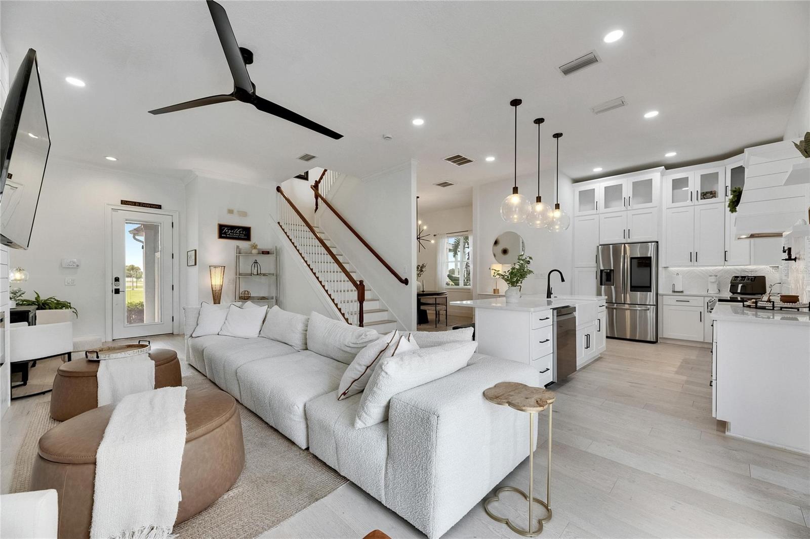 Image 11 of 96 For 6512 Simone Shores Circle
