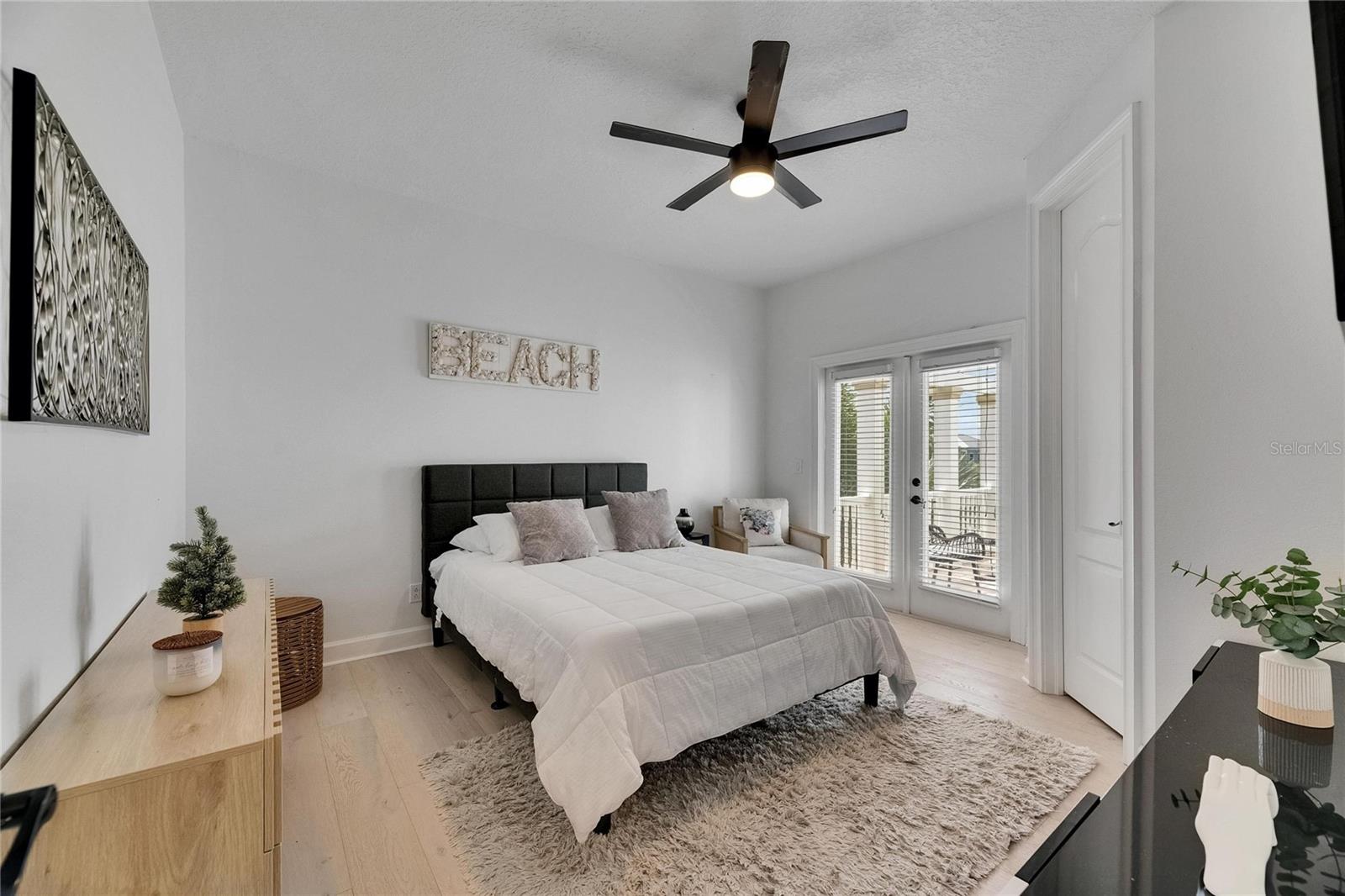 Image 30 of 96 For 6512 Simone Shores Circle