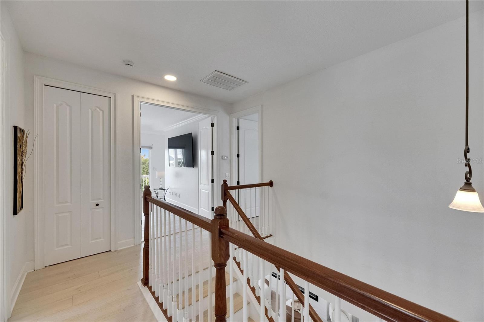 Image 45 of 96 For 6512 Simone Shores Circle