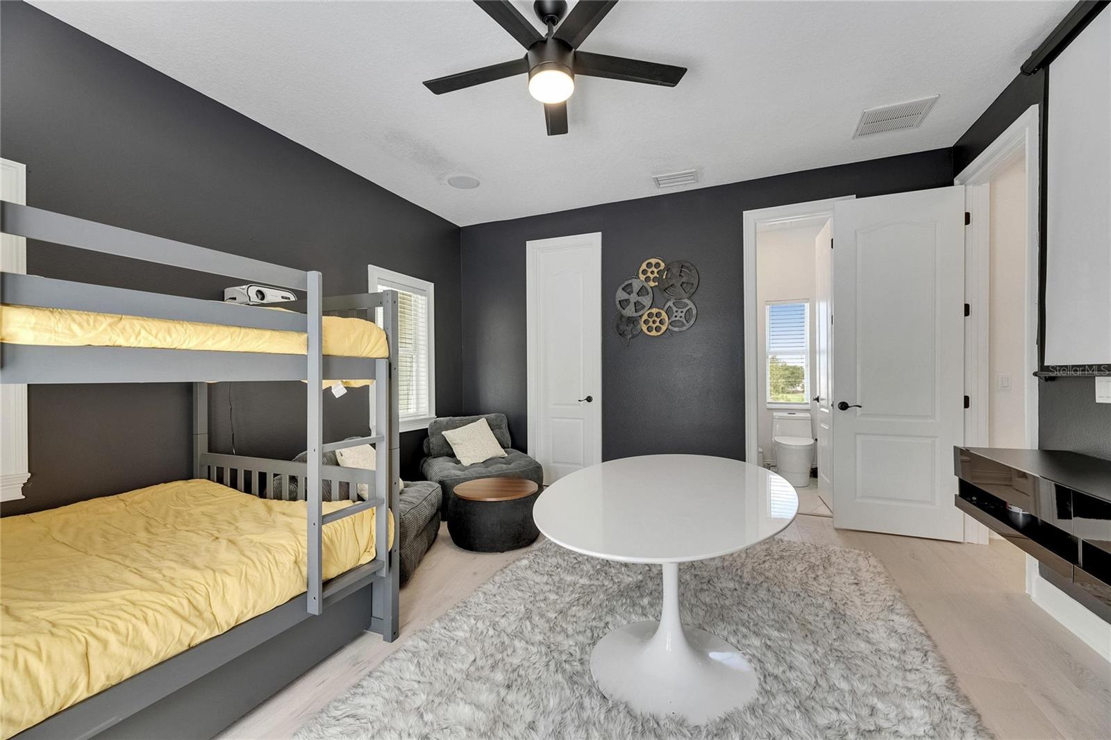 Image 50 of 96 For 6512 Simone Shores Circle