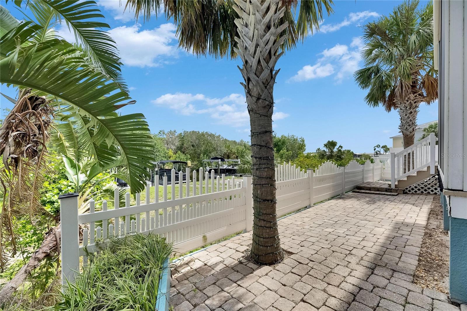 Image 62 of 96 For 6512 Simone Shores Circle