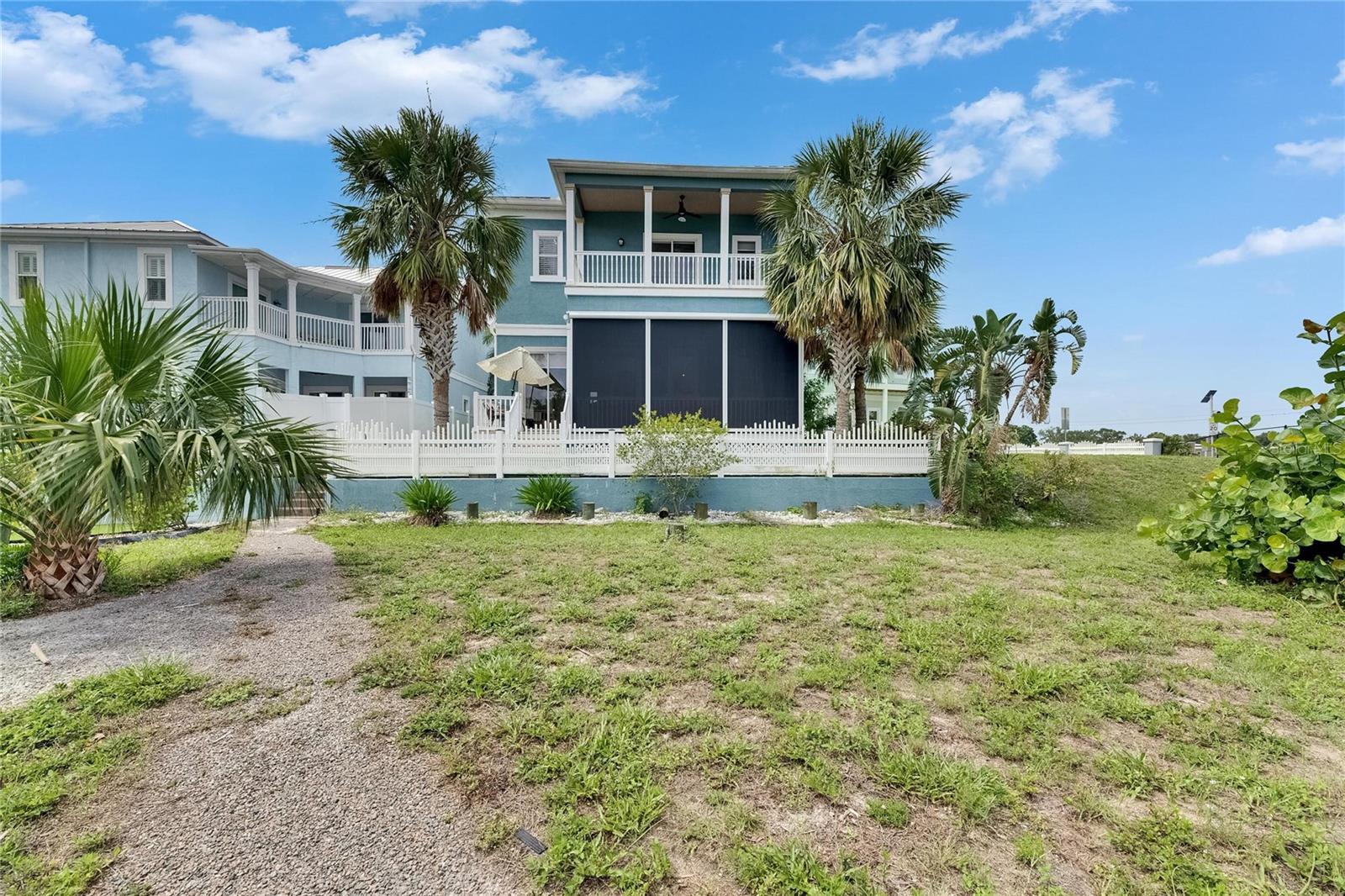 Image 63 of 96 For 6512 Simone Shores Circle