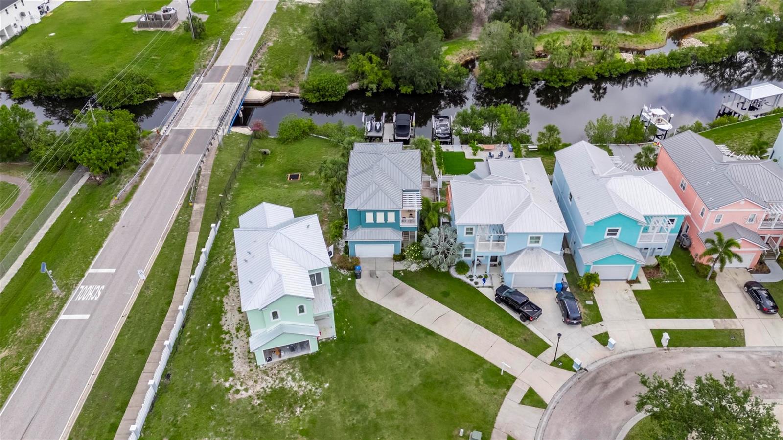 Image 76 of 96 For 6512 Simone Shores Circle
