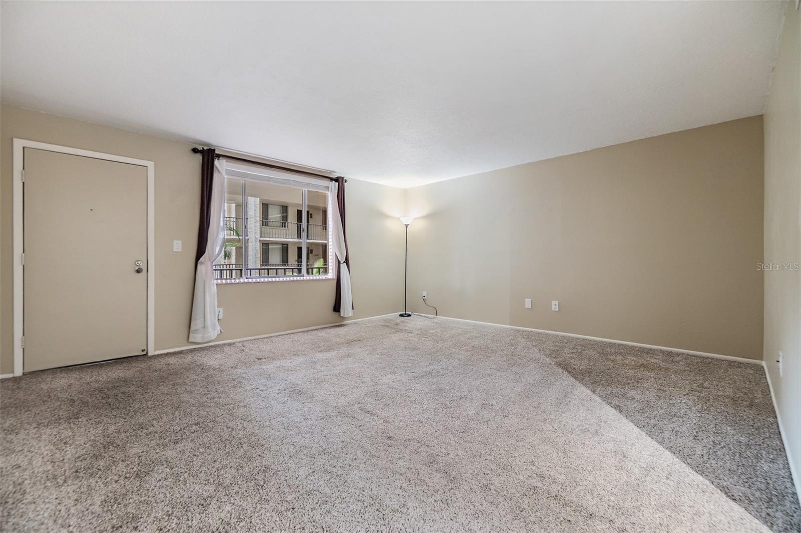 Image 10 of 36 For 2699 Seville Boulevard 207
