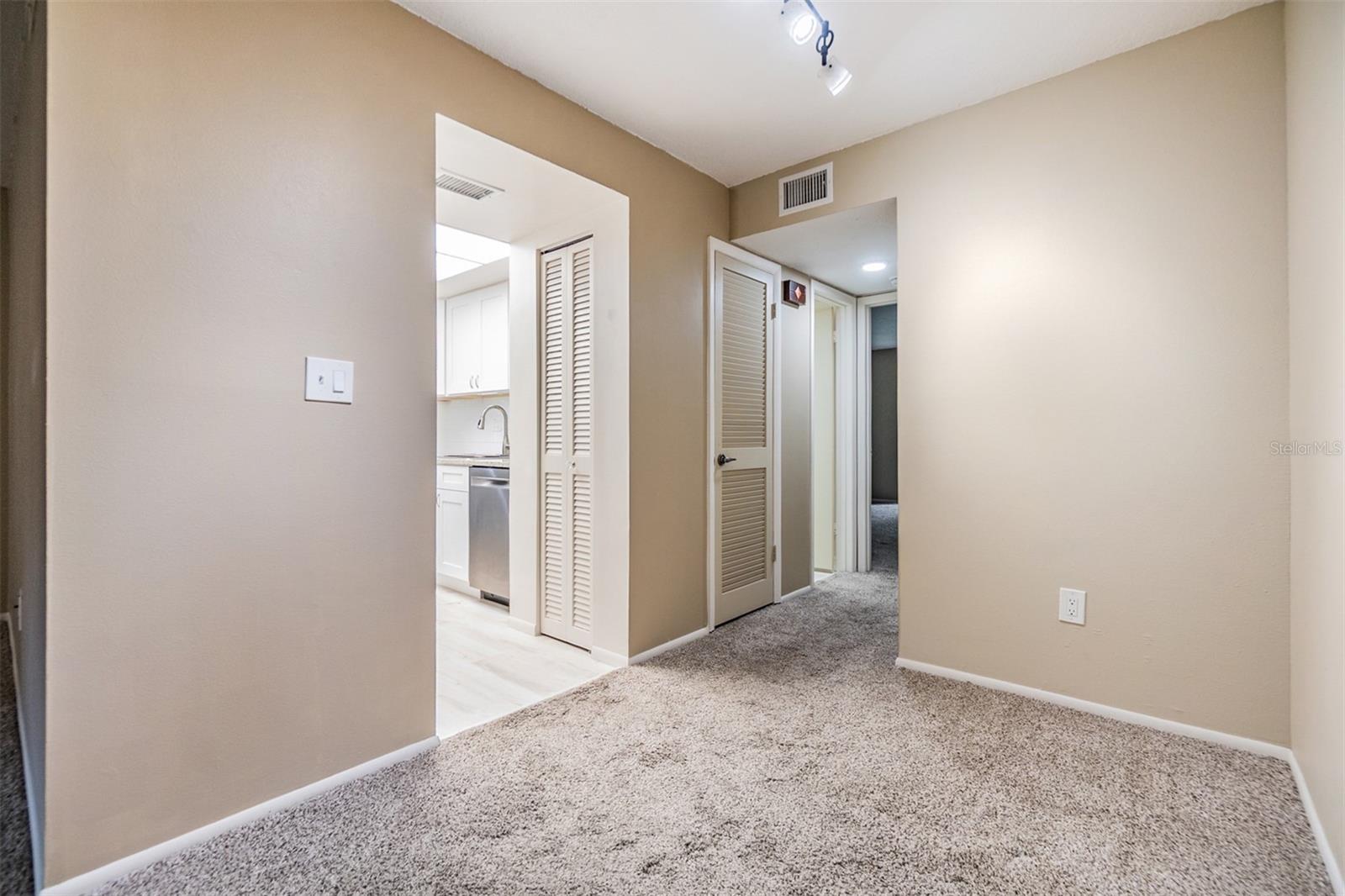 Image 11 of 36 For 2699 Seville Boulevard 207