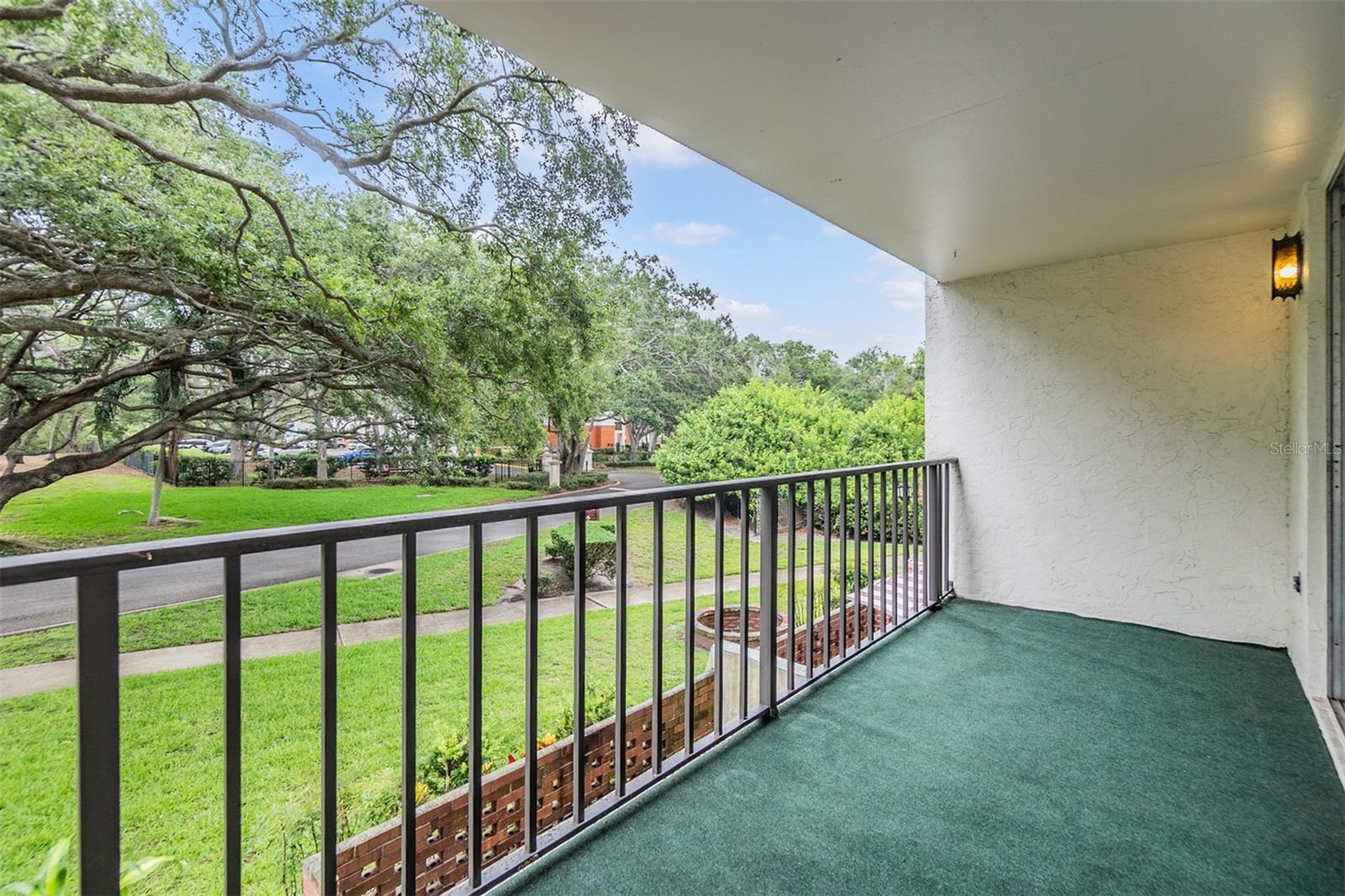 Image 22 of 36 For 2699 Seville Boulevard 207