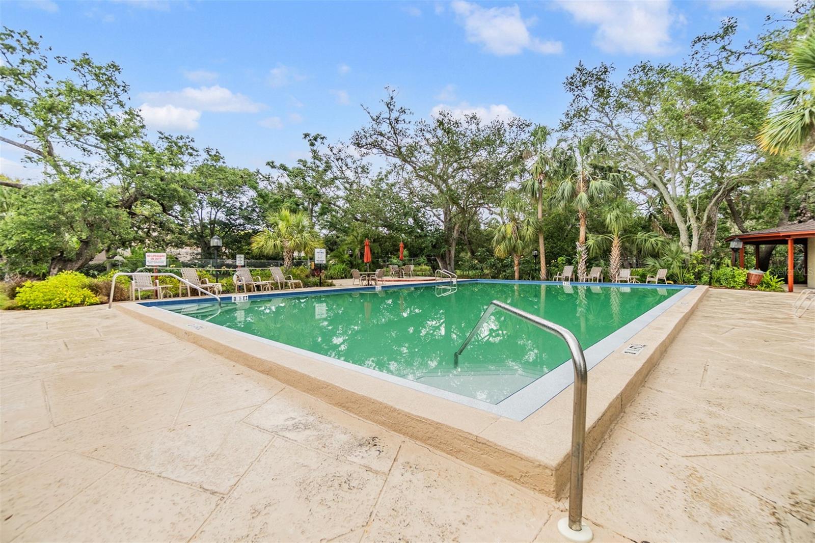 Image 28 of 36 For 2699 Seville Boulevard 207