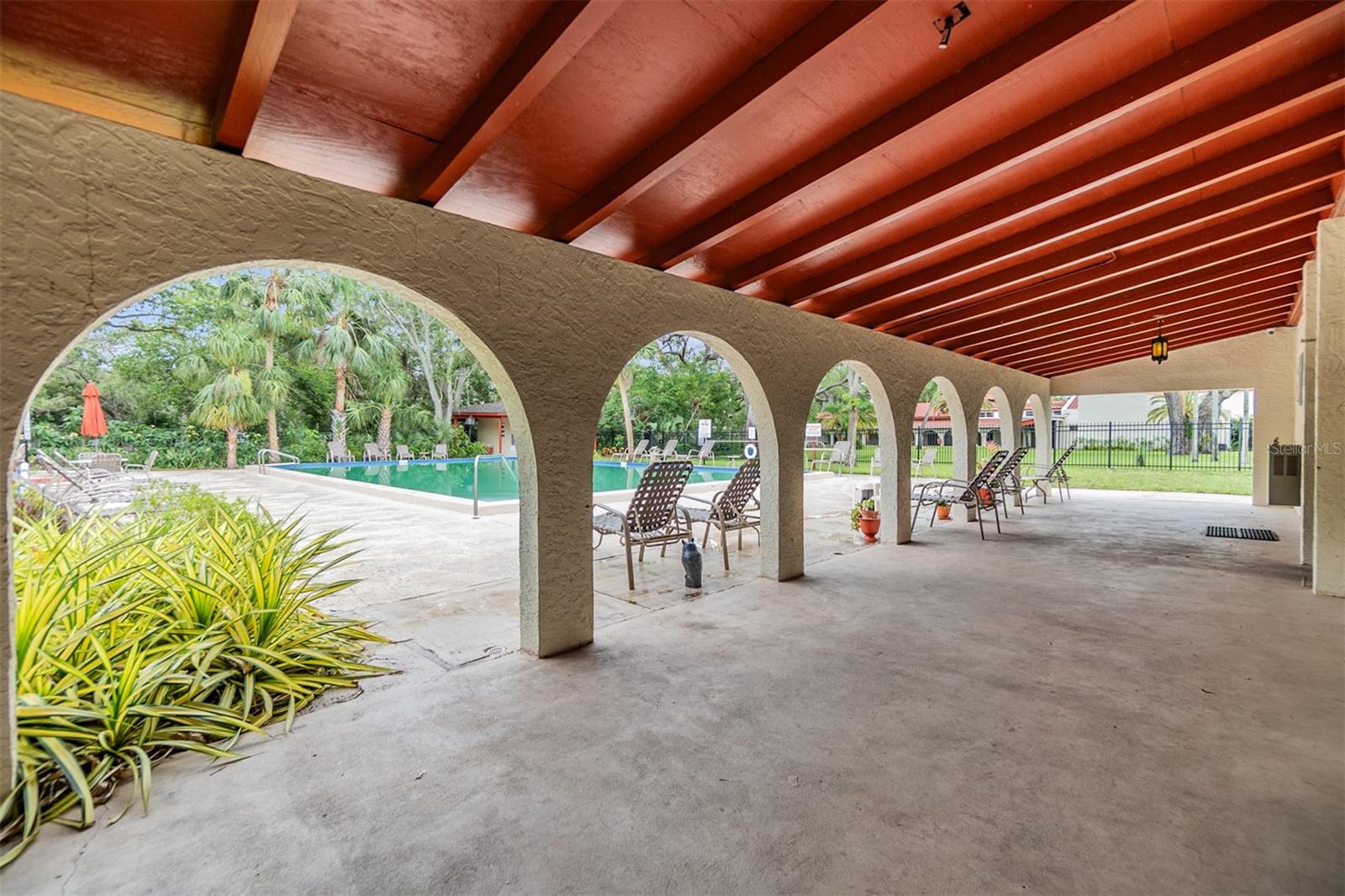 Image 29 of 36 For 2699 Seville Boulevard 207