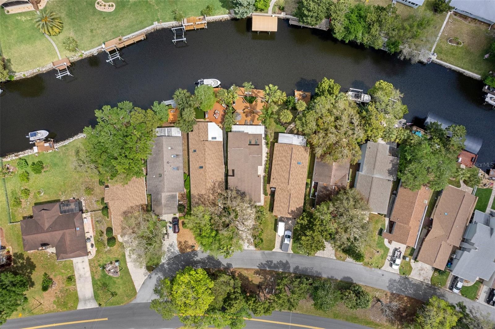 Image 16 of 66 For 11671 Riverhaven Drive