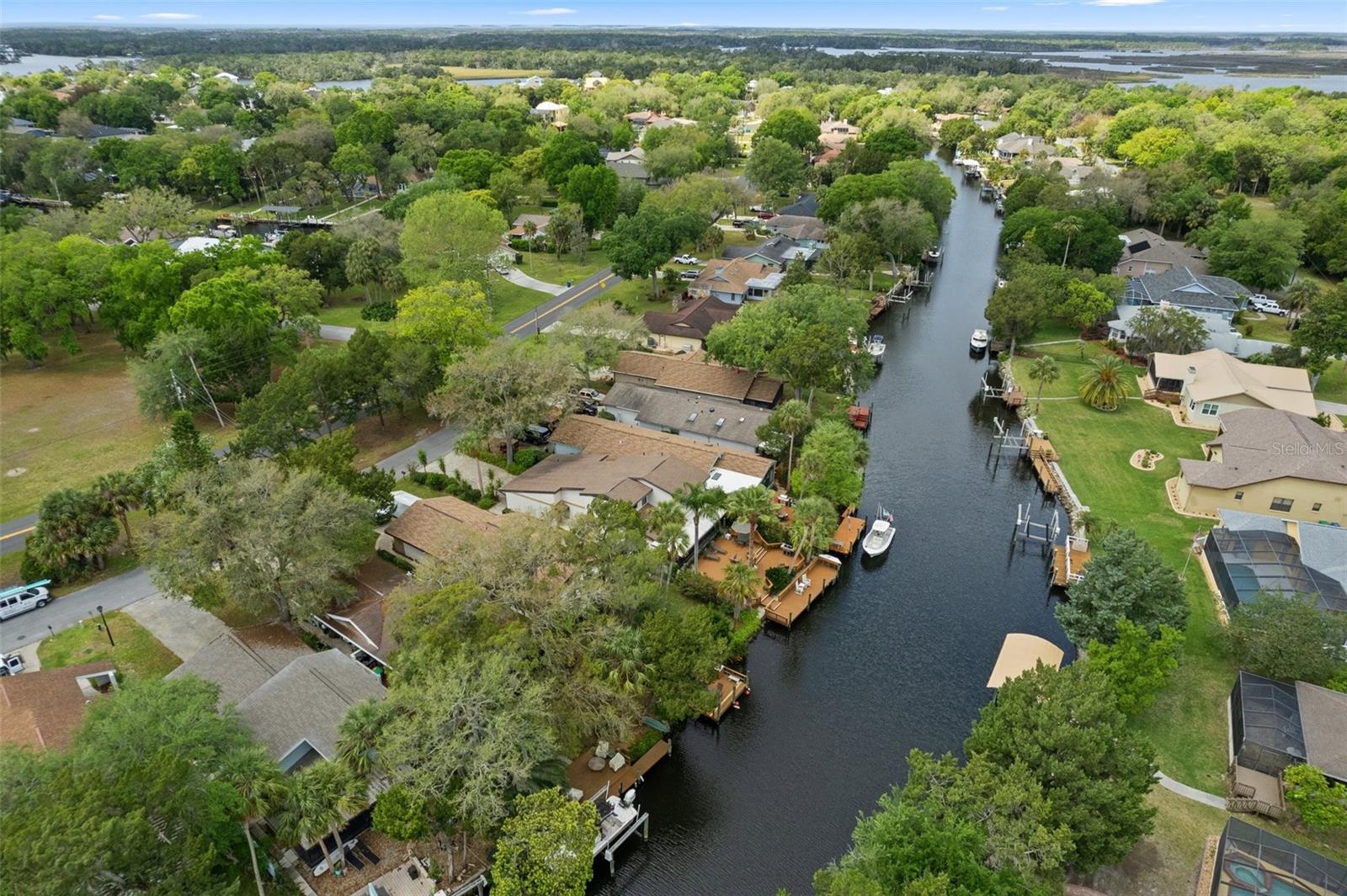 Image 20 of 66 For 11671 Riverhaven Drive
