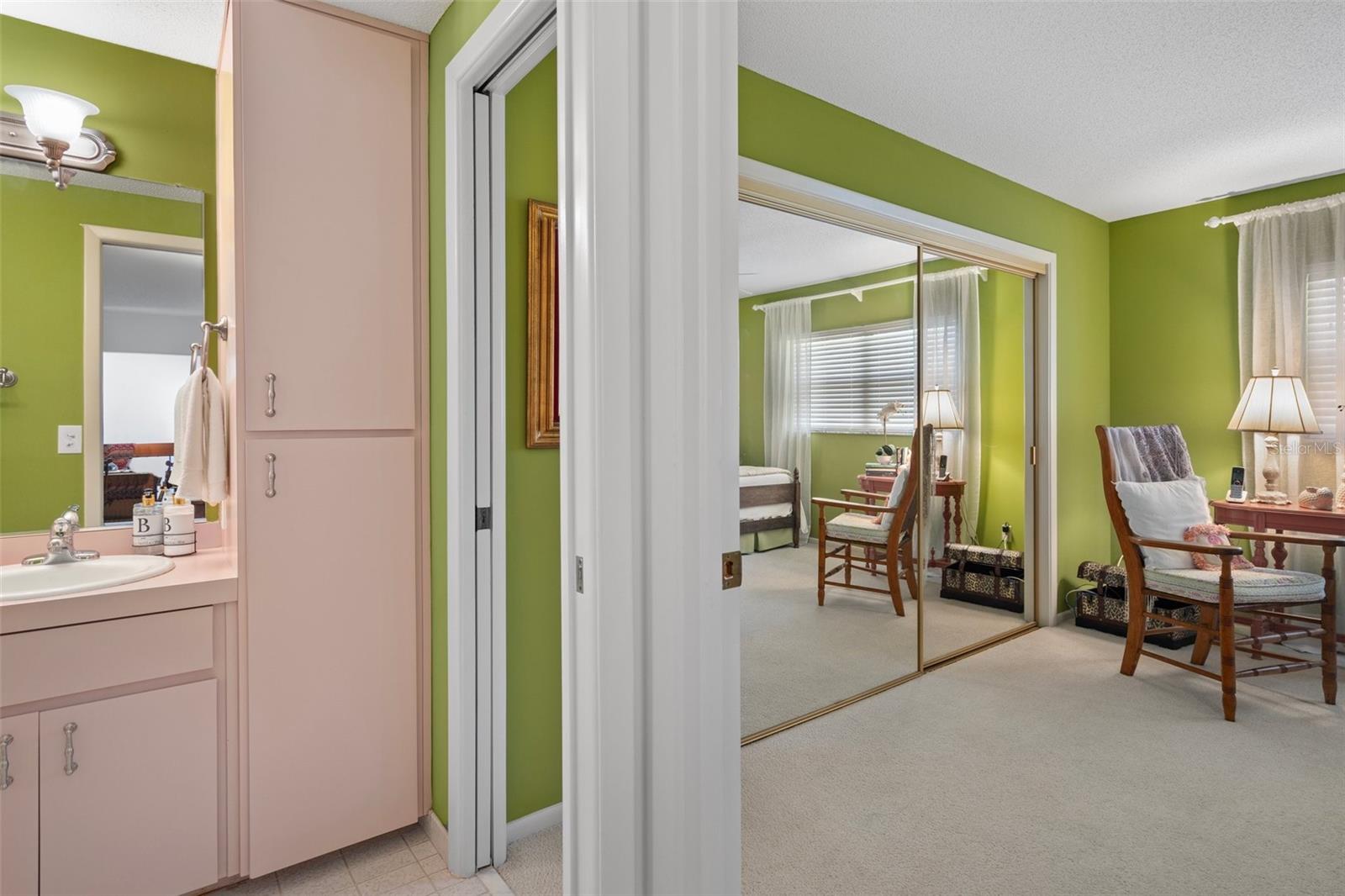 Image 32 of 66 For 11671 Riverhaven Drive