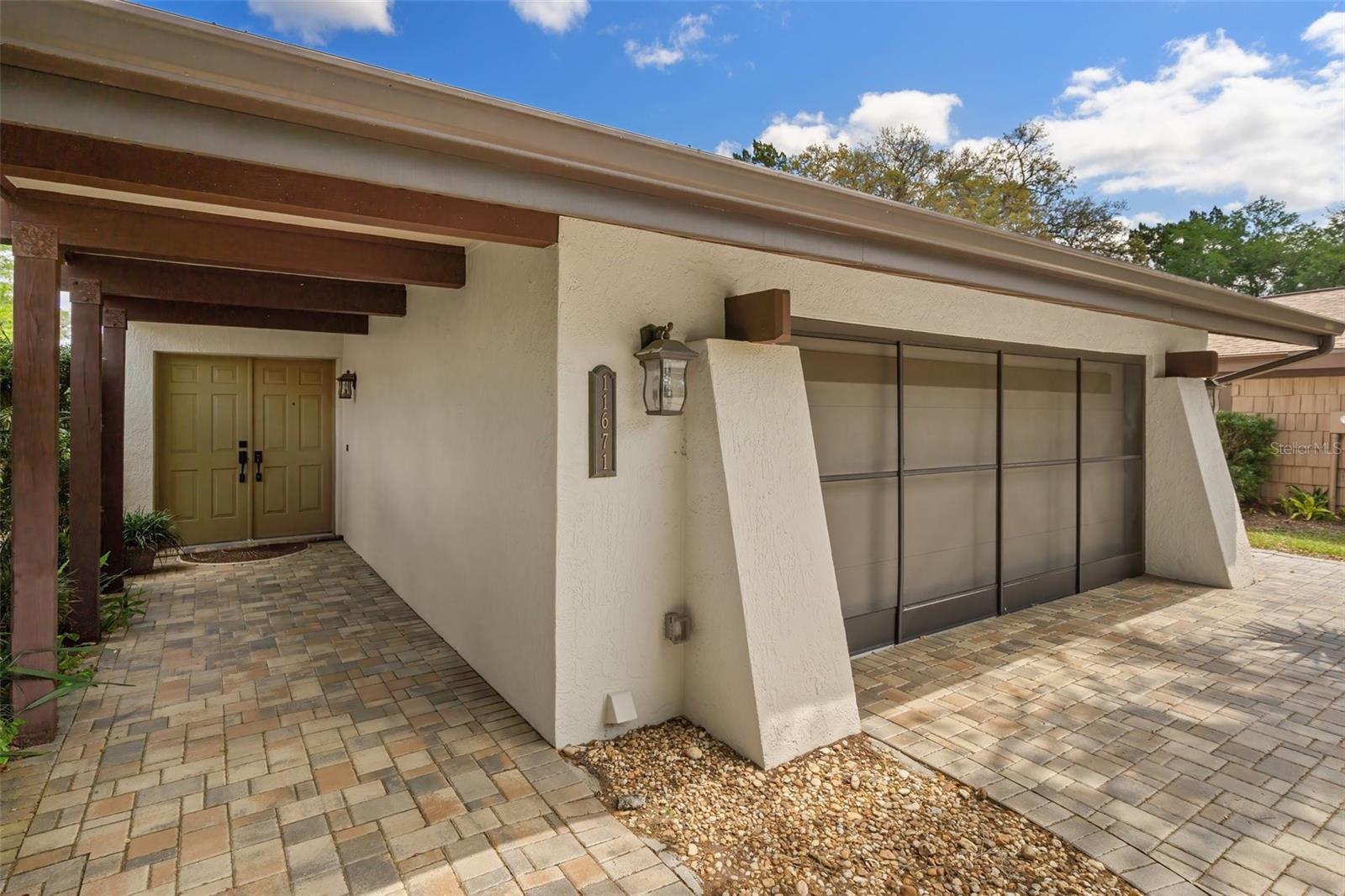 Image 5 of 66 For 11671 Riverhaven Drive