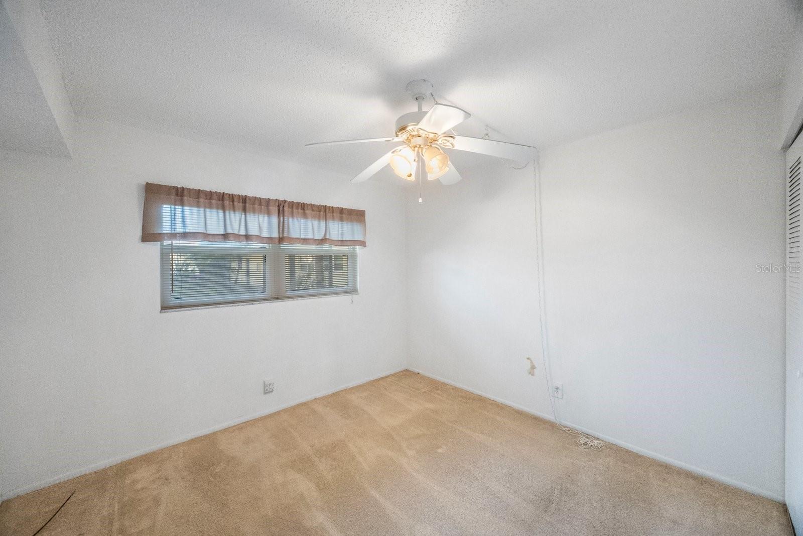 Image 20 of 34 For 11485 Oakhurst Road 1200-1