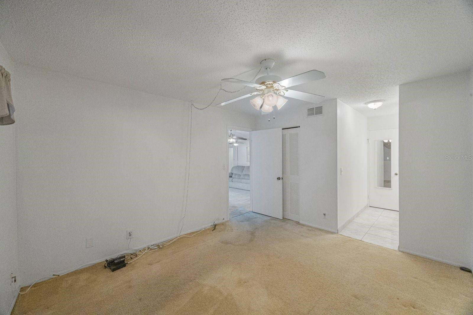 Image 27 of 34 For 11485 Oakhurst Road 1200-1
