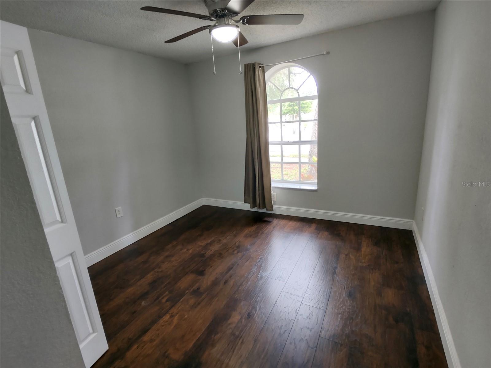 Image 12 of 16 For 709 Chilt Drive