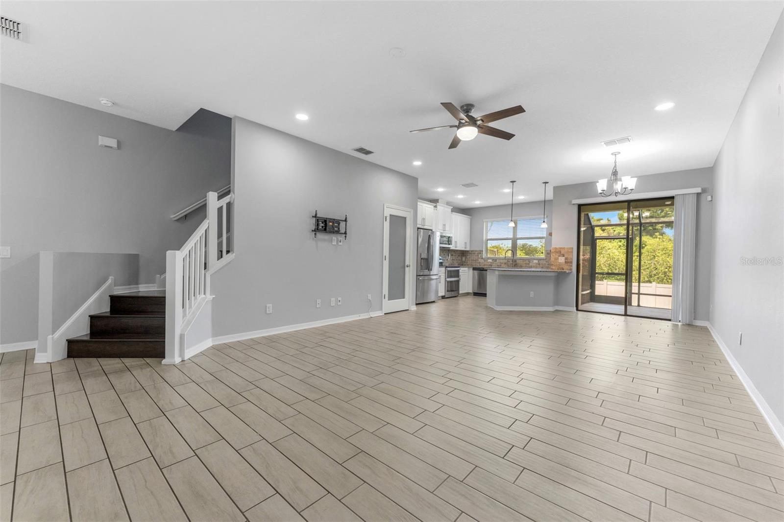 Image 11 of 43 For 11526 Crowned Sparrow Lane
